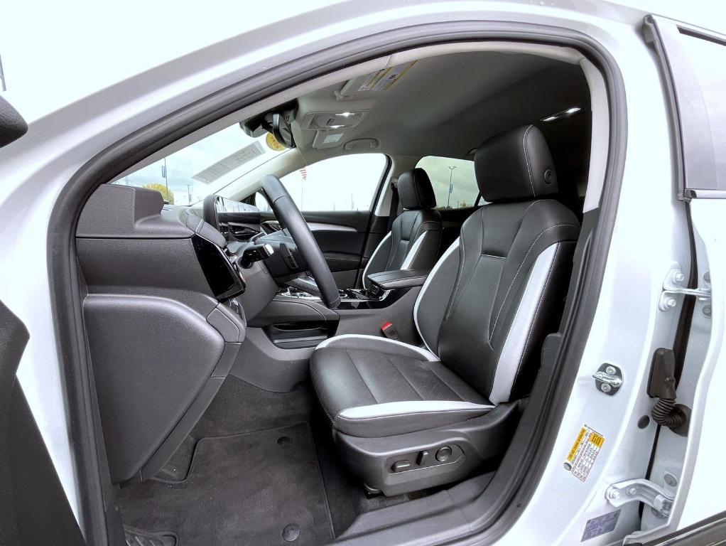 used 2025 Buick Envision car, priced at $36,695