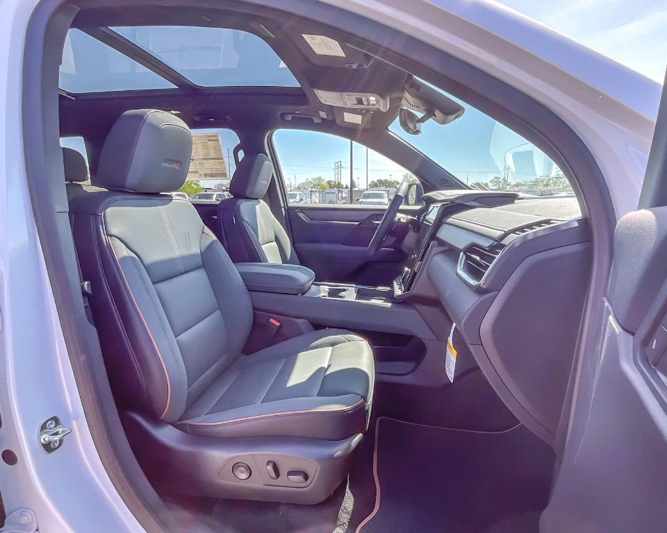 new 2025 GMC Acadia car, priced at $60,005