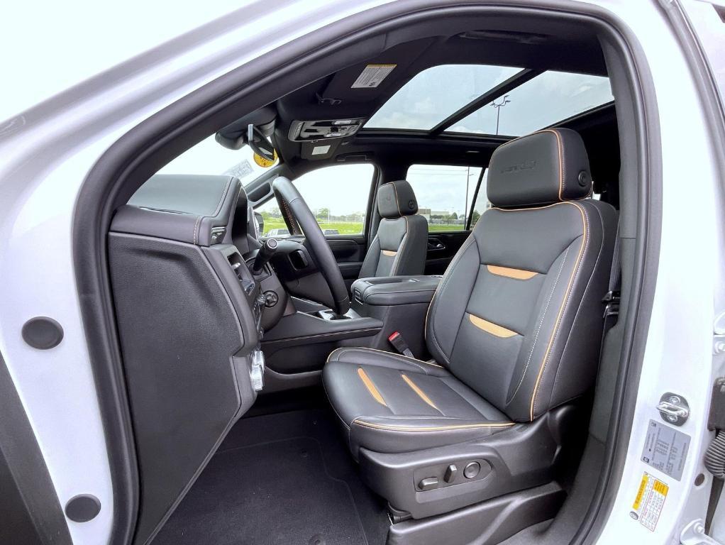 used 2024 GMC Yukon car, priced at $66,742