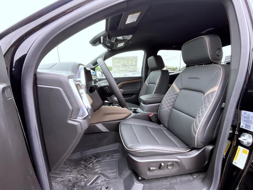 new 2025 GMC Canyon car, priced at $54,440
