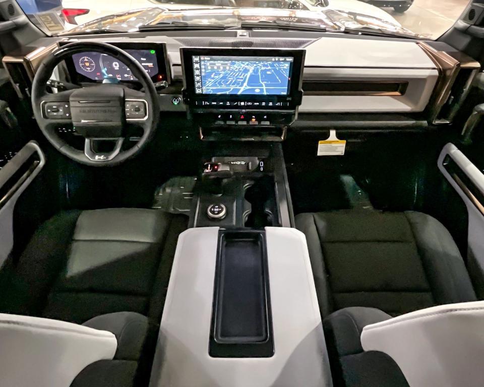 new 2025 GMC HUMMER EV Pickup car, priced at $104,570