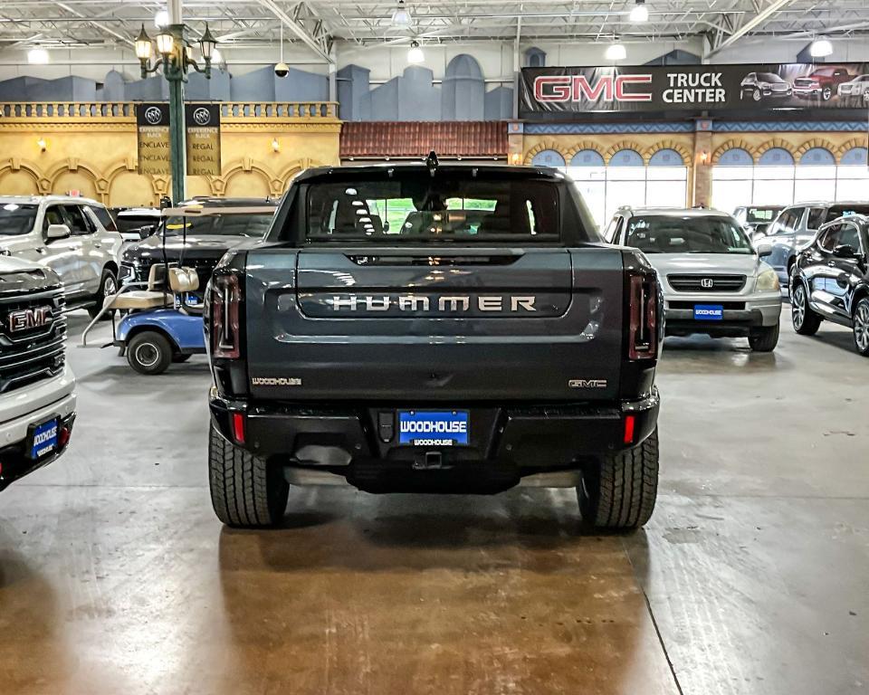 new 2025 GMC HUMMER EV Pickup car, priced at $104,570