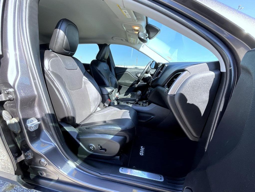 used 2019 Jeep Cherokee car, priced at $17,760