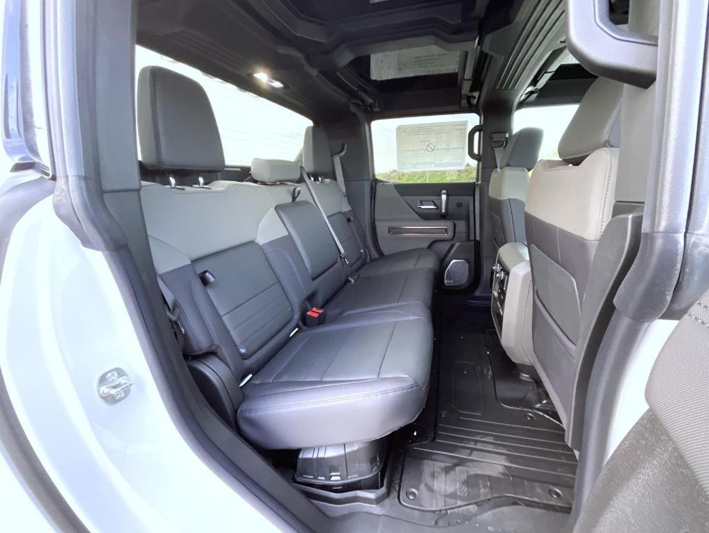 new 2025 GMC HUMMER EV Pickup car, priced at $100,488