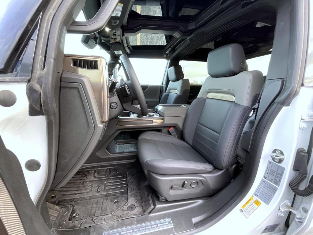 new 2025 GMC HUMMER EV Pickup car, priced at $100,488