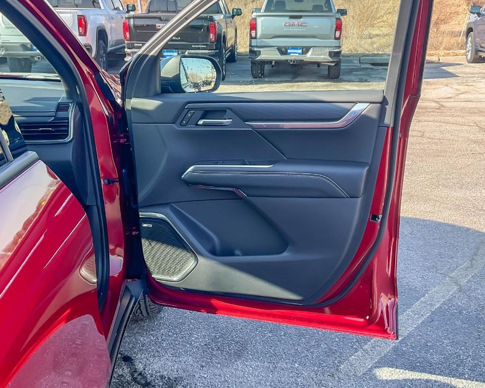 new 2025 GMC Acadia car, priced at $50,324