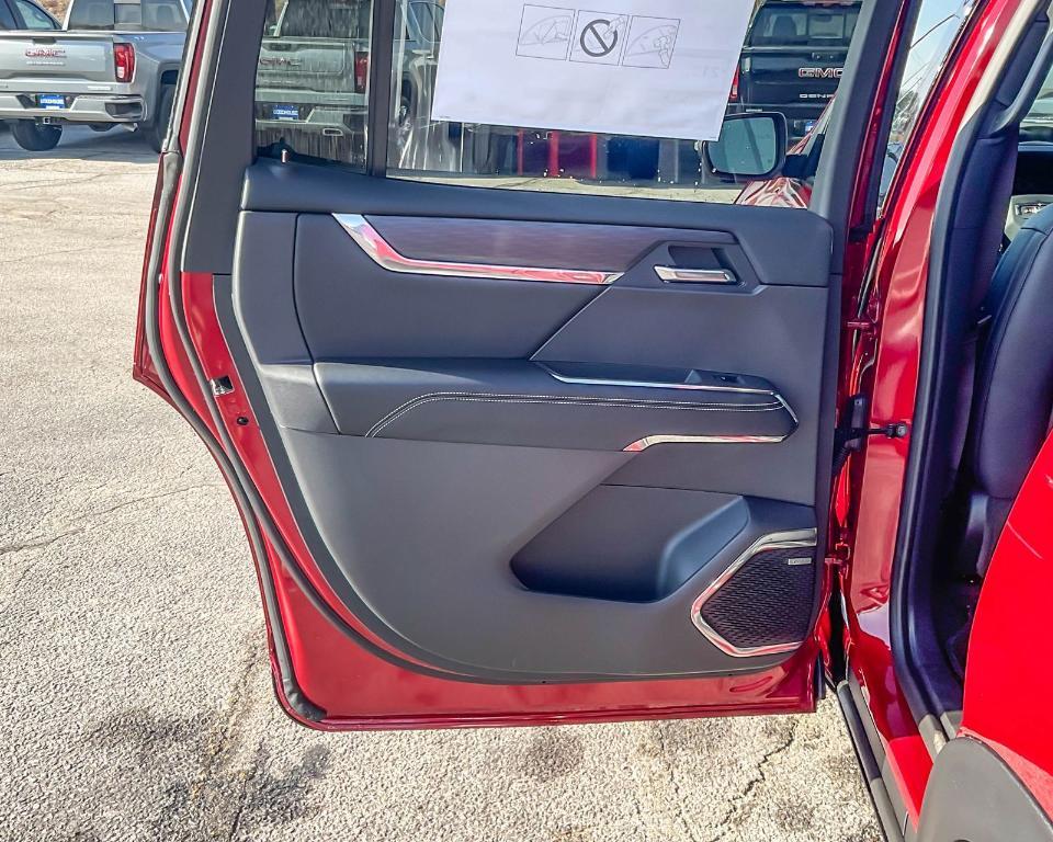 new 2025 GMC Acadia car, priced at $50,324