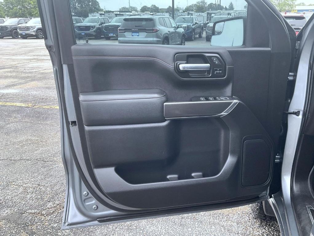 used 2021 GMC Sierra 1500 car, priced at $43,650