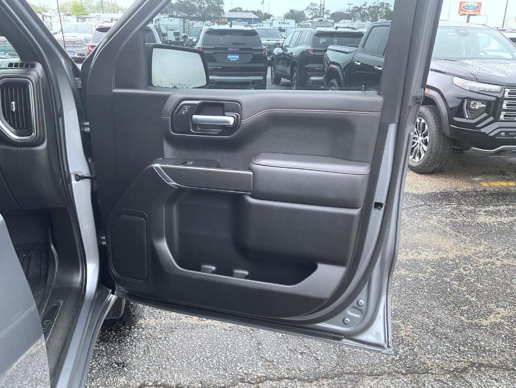 used 2021 GMC Sierra 1500 car, priced at $43,650