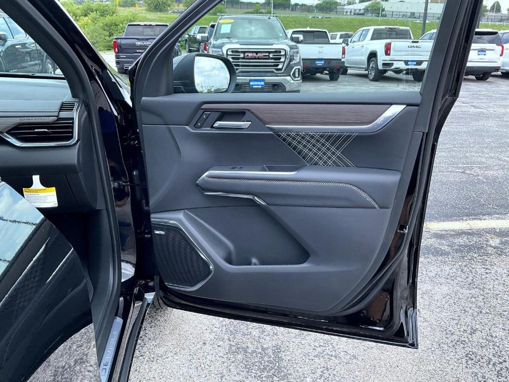 new 2025 GMC Acadia car, priced at $63,080