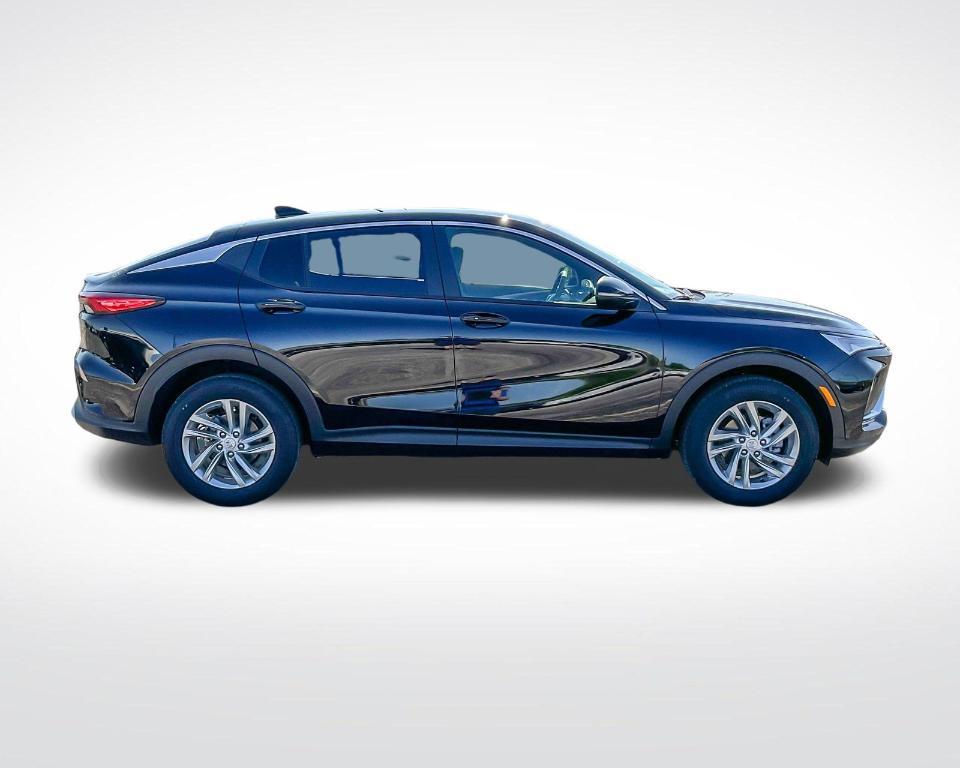 new 2025 Buick Envista car, priced at $27,829