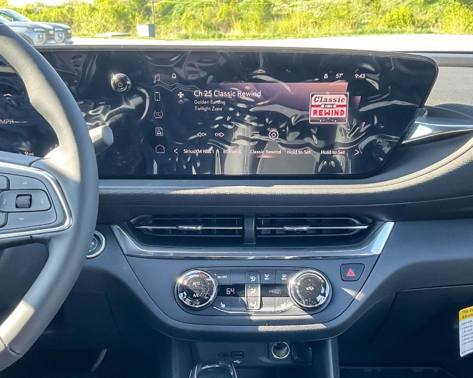 new 2025 Buick Envista car, priced at $27,829