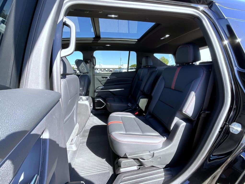 used 2024 Chevrolet Traverse car, priced at $52,527