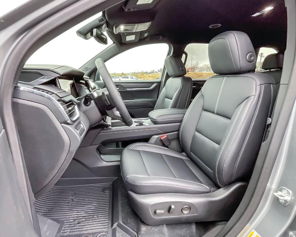 new 2025 GMC Acadia car, priced at $49,775