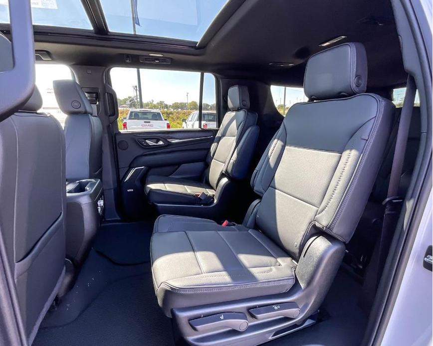 new 2024 GMC Yukon XL car, priced at $87,860