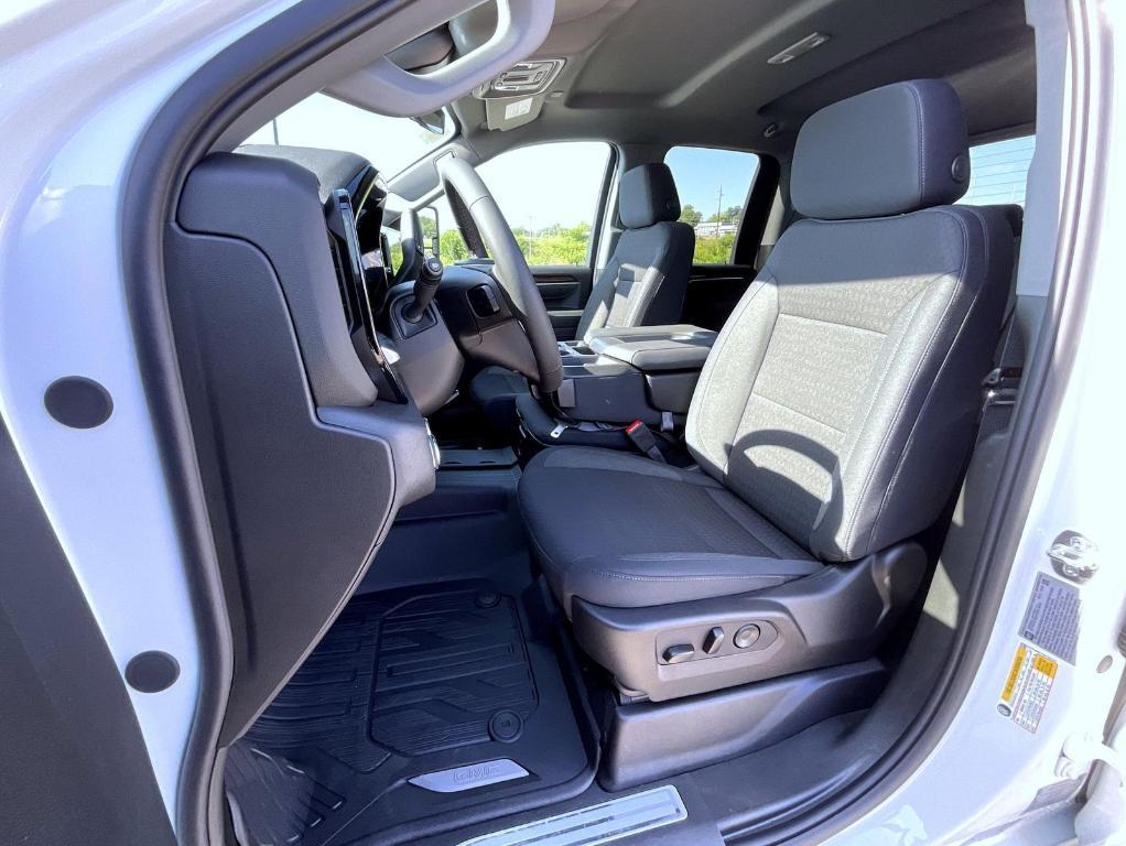 new 2025 GMC Sierra 2500 car, priced at $58,852