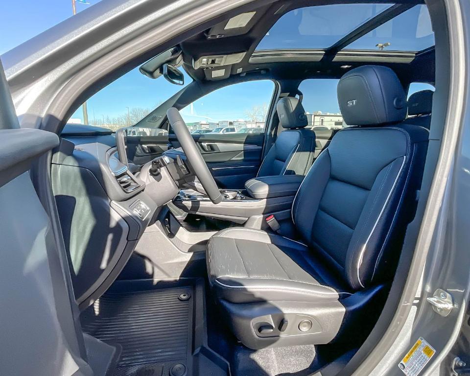 new 2025 Buick Enclave car, priced at $55,073