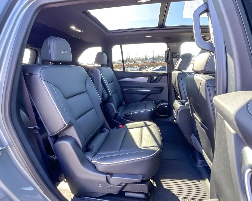 new 2025 Buick Enclave car, priced at $55,073