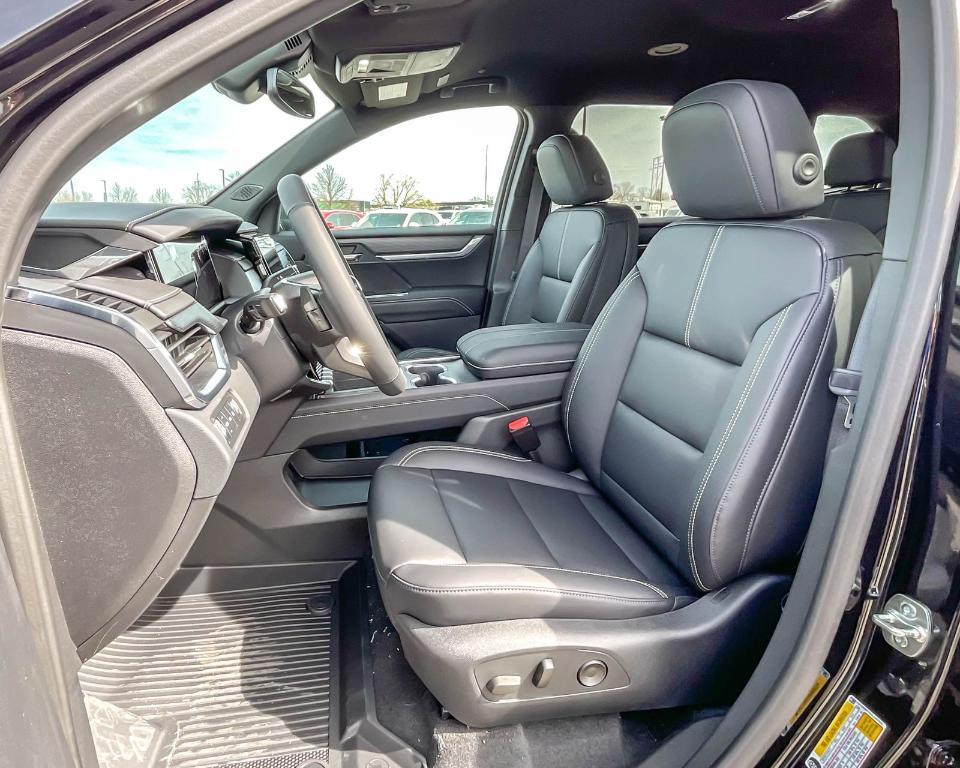 new 2025 GMC Acadia car, priced at $49,775