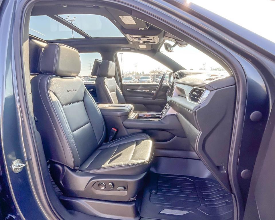 used 2021 GMC Yukon XL car, priced at $50,527