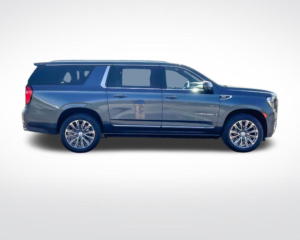 used 2021 GMC Yukon XL car, priced at $50,527