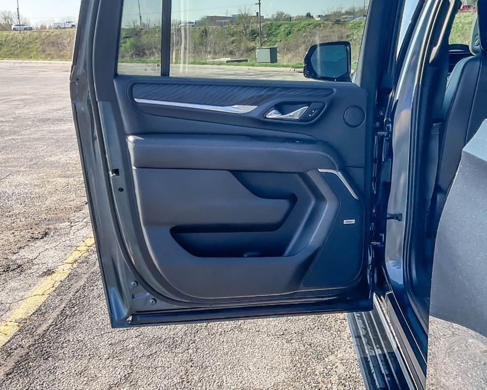used 2021 GMC Yukon XL car, priced at $50,527