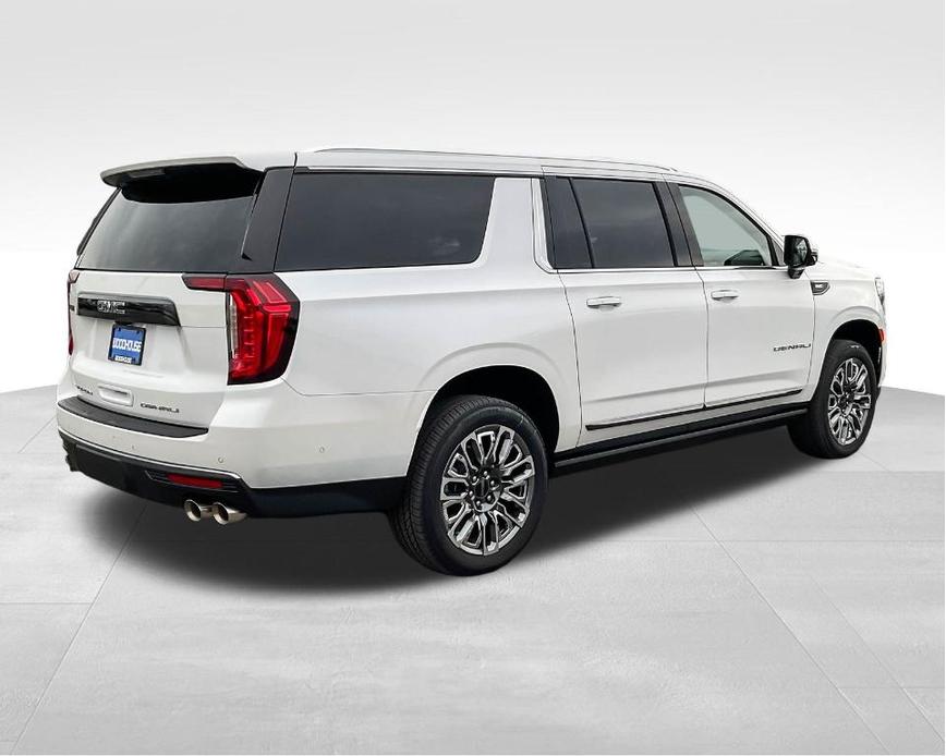 new 2024 GMC Yukon XL car, priced at $103,645