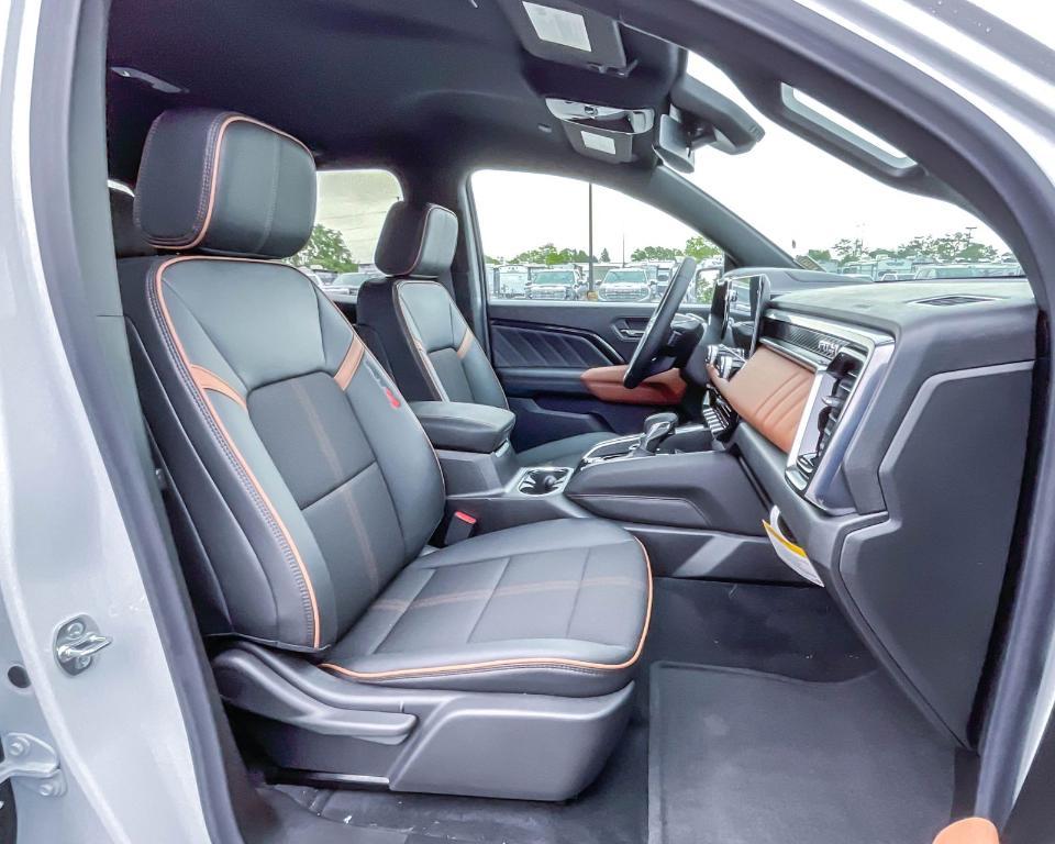 new 2025 GMC Canyon car, priced at $47,870
