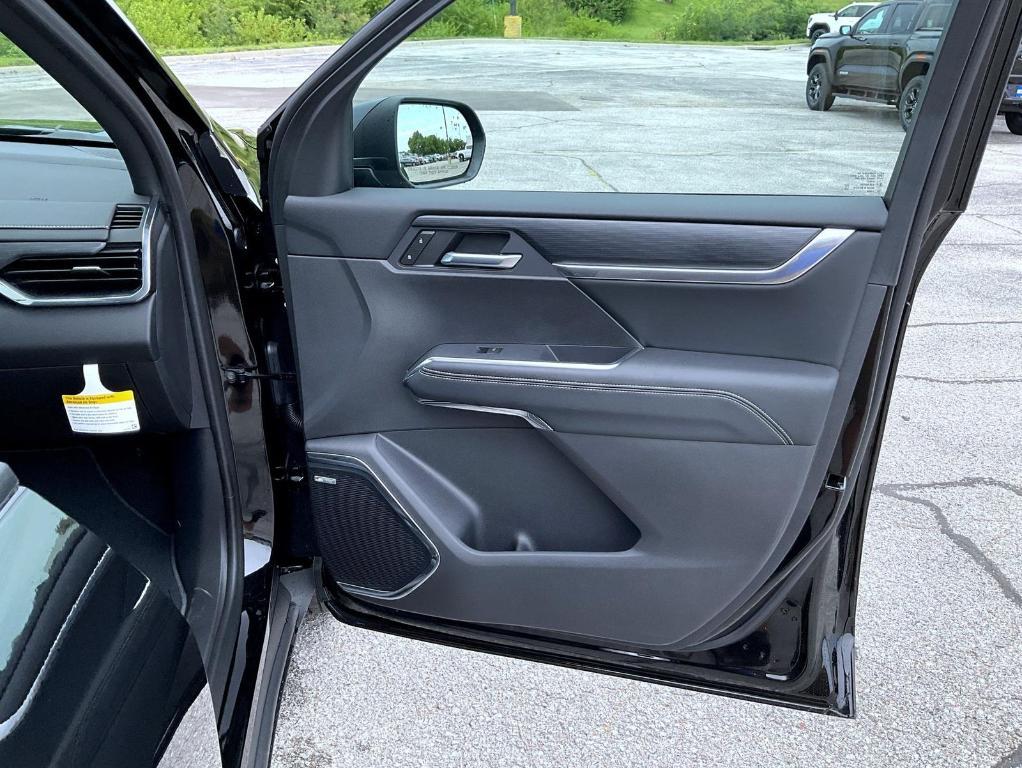 new 2025 GMC Acadia car, priced at $49,925