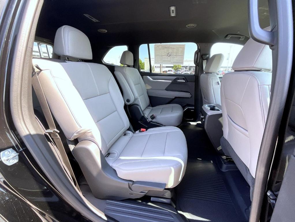 new 2025 GMC Acadia car, priced at $50,174
