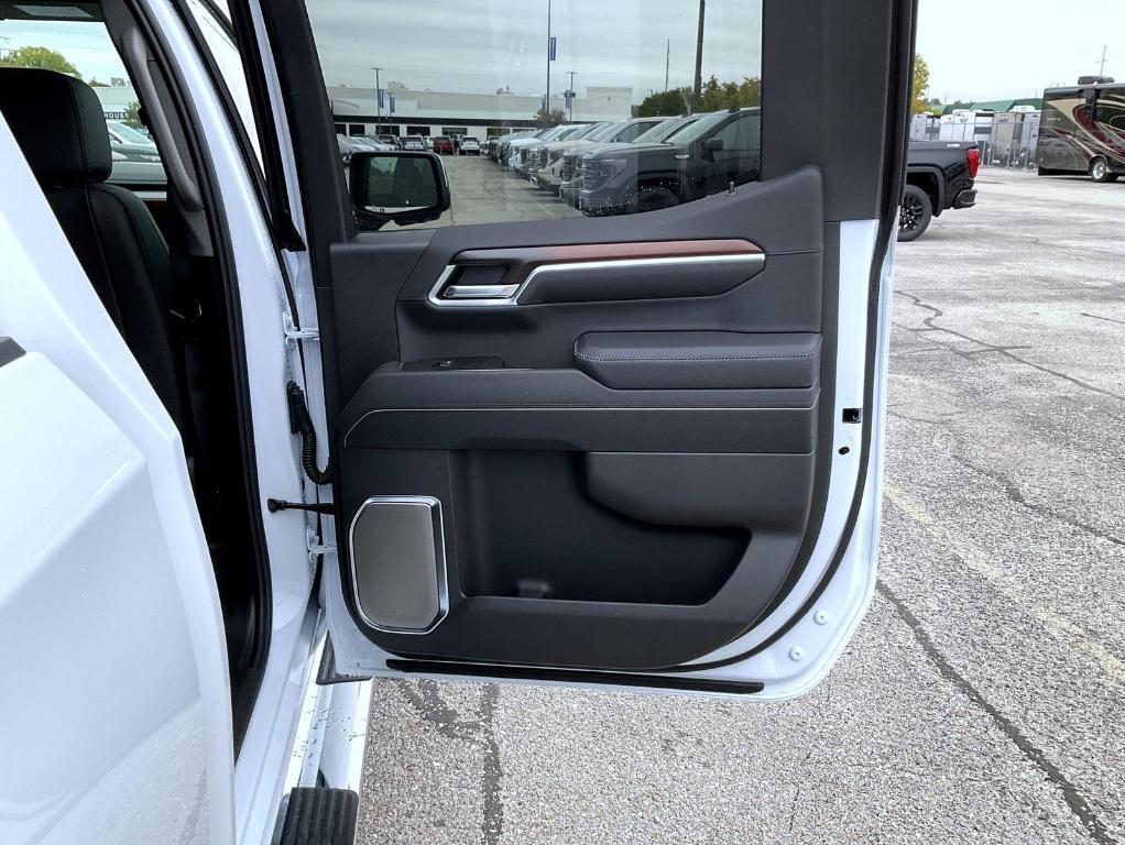 new 2026 GMC Sierra 1500 car, priced at $76,204