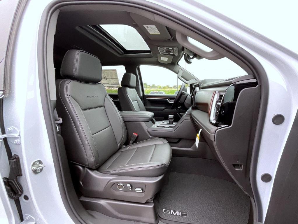 new 2026 GMC Sierra 1500 car, priced at $76,204