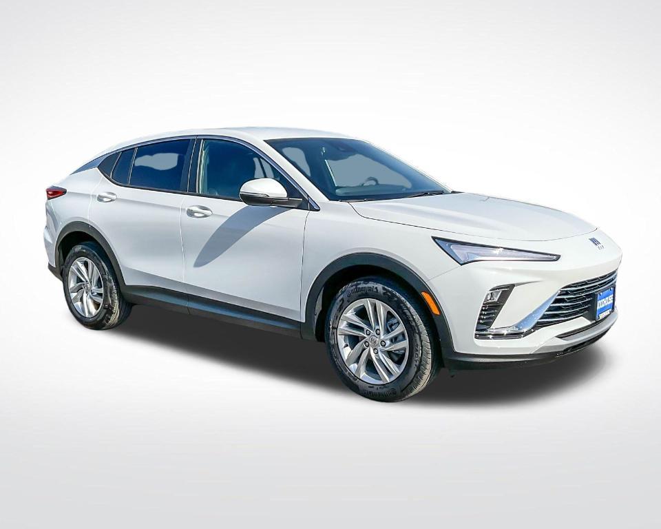 new 2025 Buick Envista car, priced at $27,334