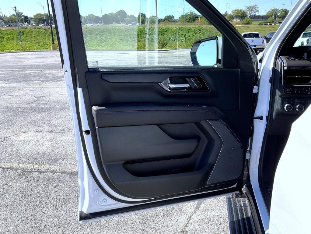 new 2025 GMC Yukon car, priced at $99,844