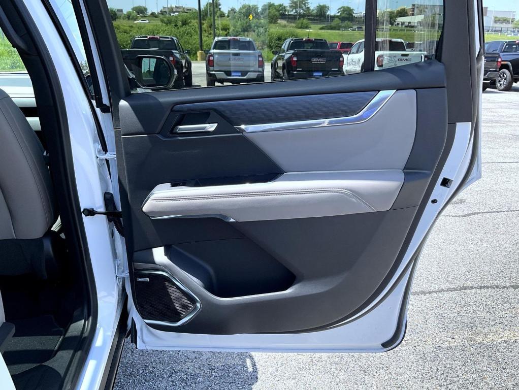 new 2025 GMC Acadia car, priced at $53,830