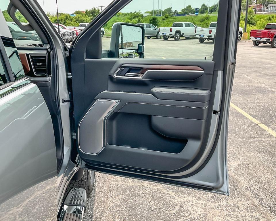 new 2025 GMC Sierra 2500 car, priced at $88,430
