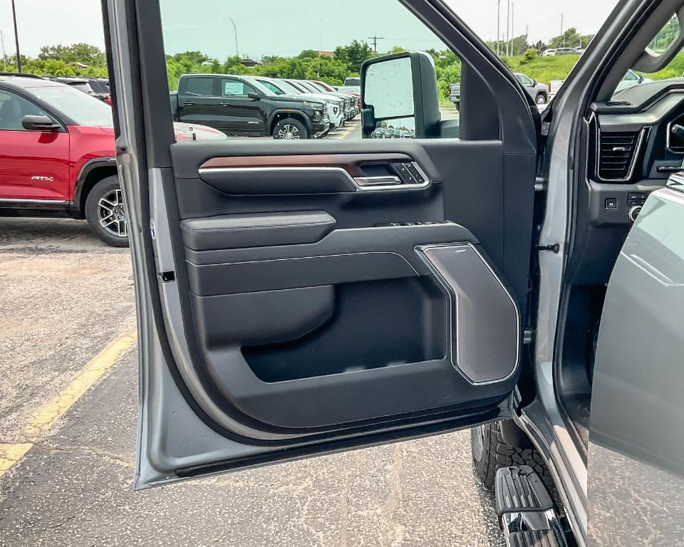 new 2025 GMC Sierra 2500 car, priced at $88,430