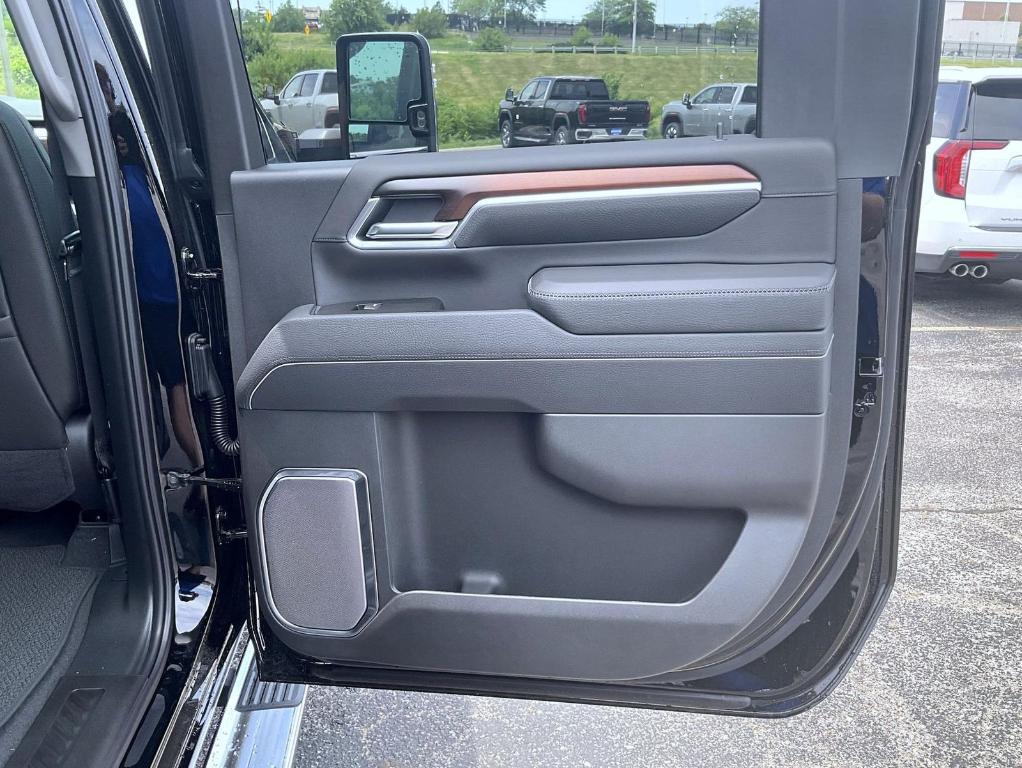 new 2025 GMC Sierra 2500 car, priced at $88,430