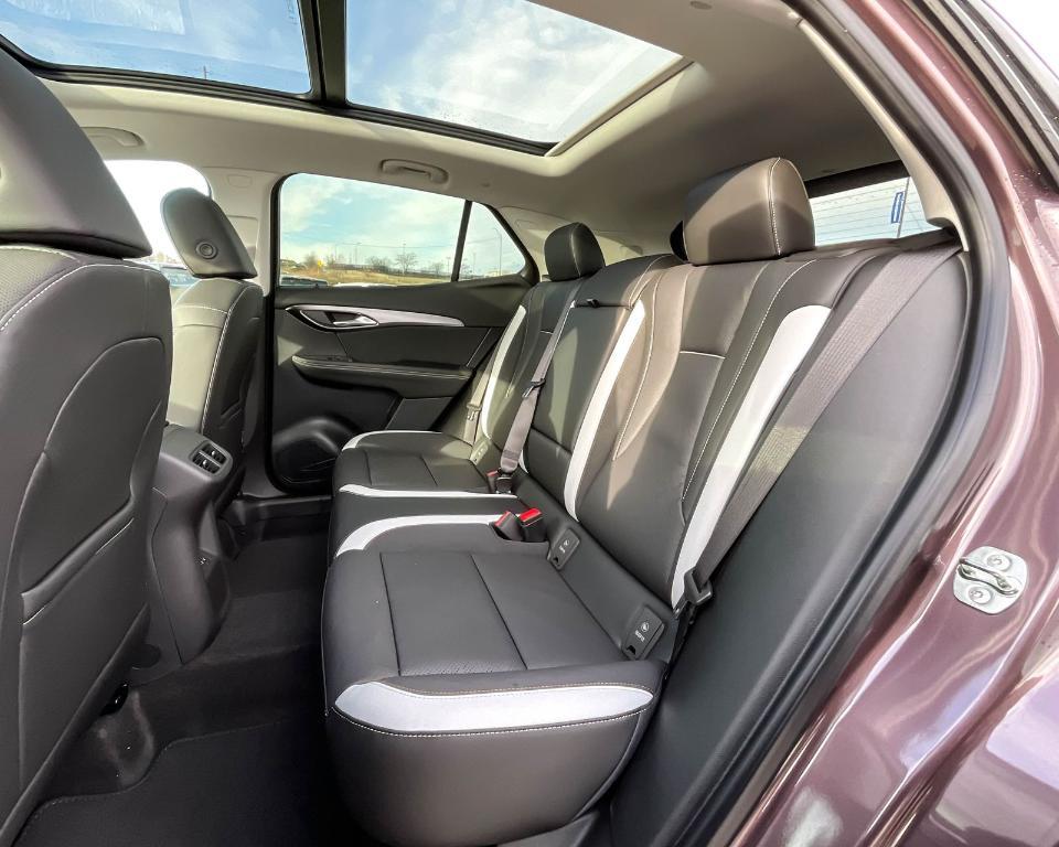 new 2025 Buick Envision car, priced at $44,034