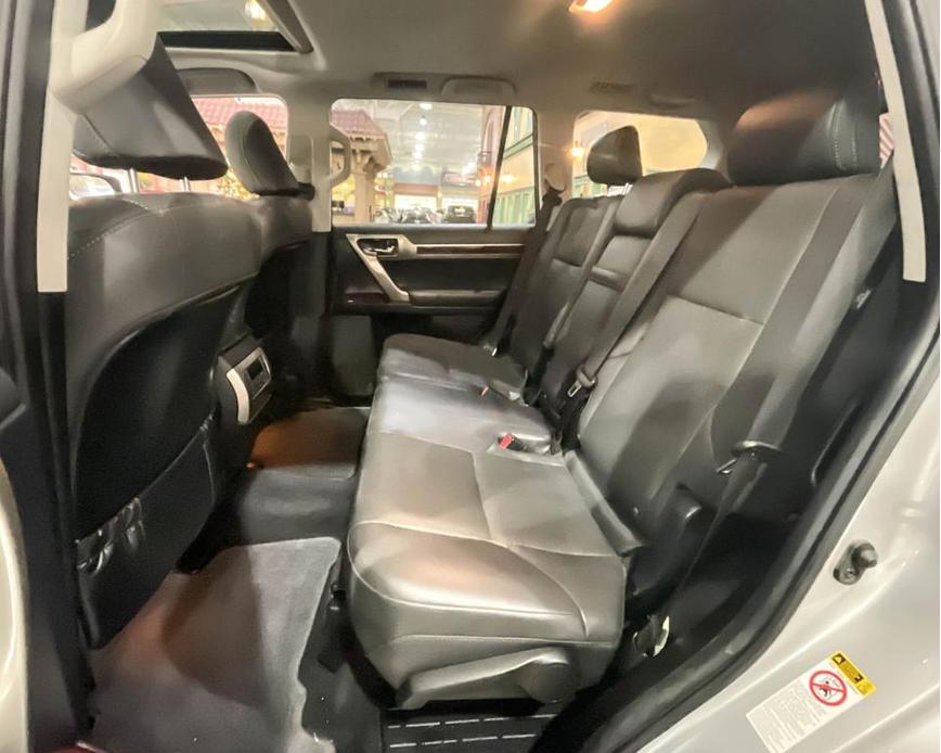 used 2019 Lexus GX 460 car, priced at $34,611