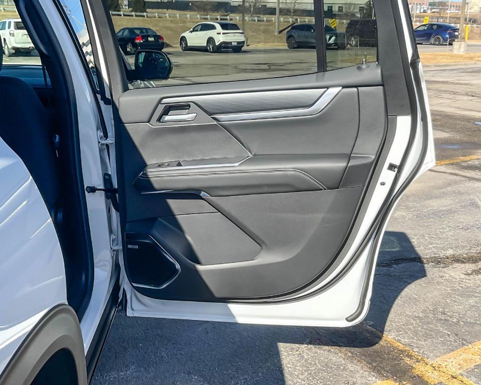 new 2025 GMC Acadia car, priced at $44,295
