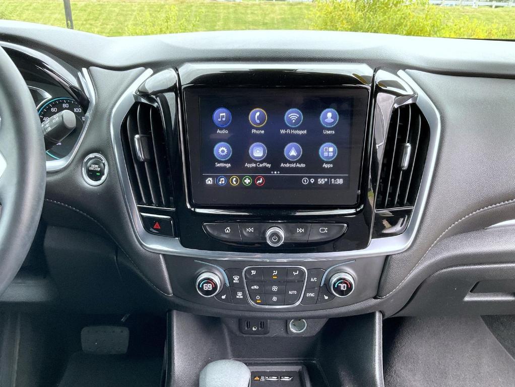 used 2023 Chevrolet Traverse car, priced at $31,980