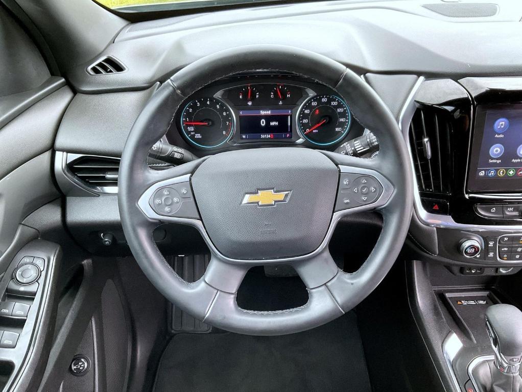 used 2023 Chevrolet Traverse car, priced at $31,980