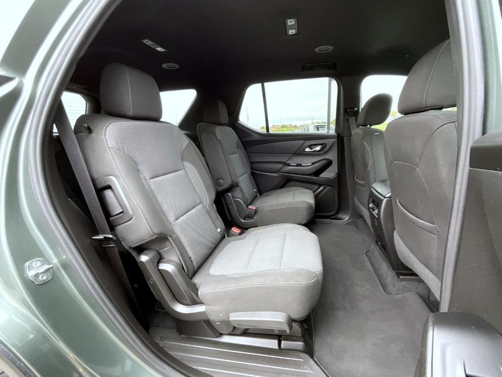 used 2023 Chevrolet Traverse car, priced at $31,980