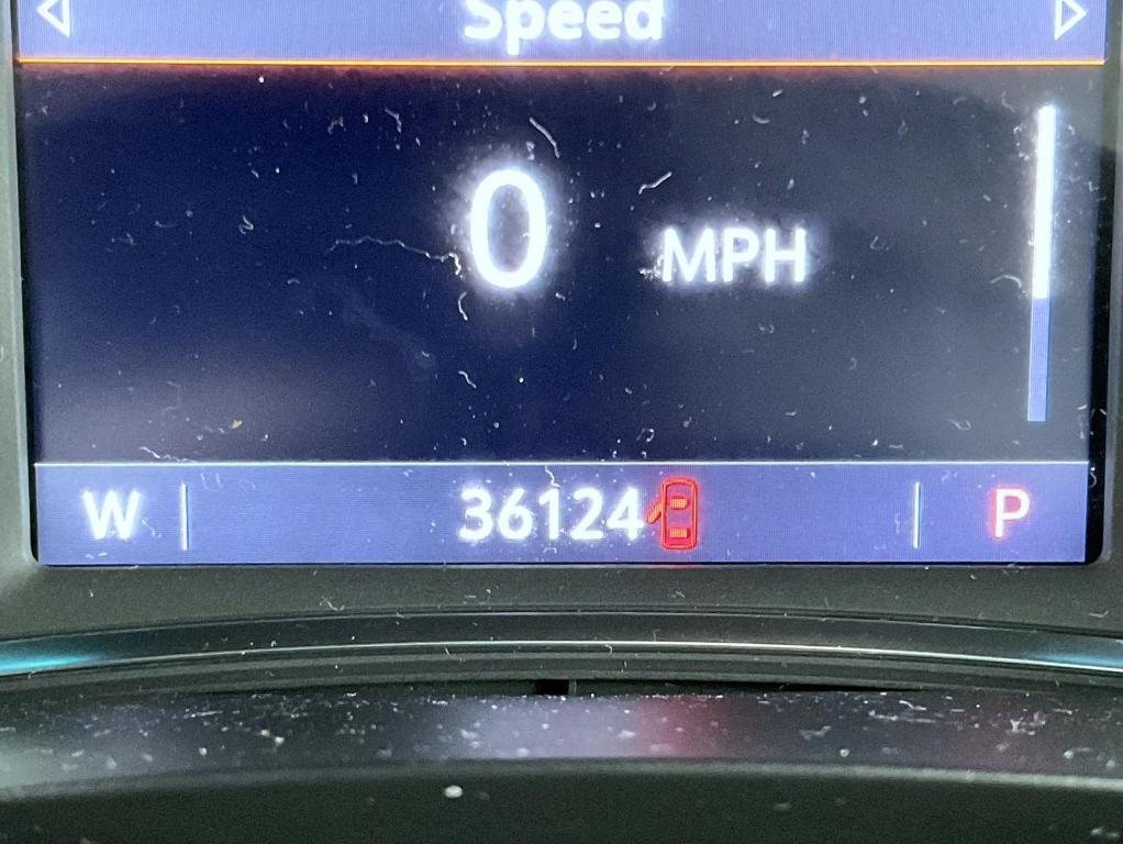 used 2023 Chevrolet Traverse car, priced at $31,980