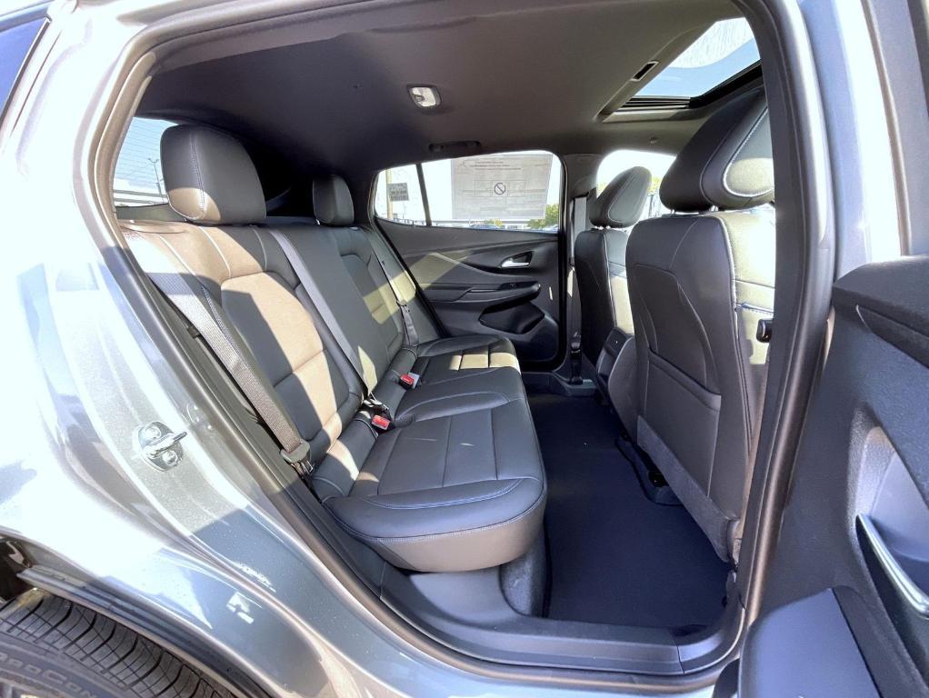 new 2025 Buick Envista car, priced at $29,513
