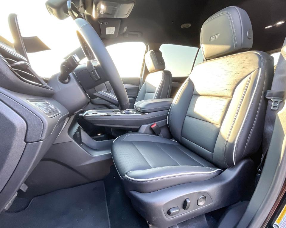 new 2025 Buick Enclave car, priced at $53,329