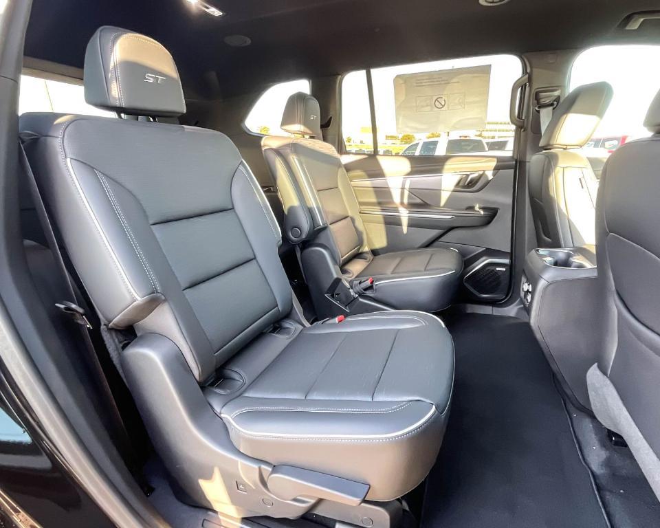 new 2025 Buick Enclave car, priced at $53,329