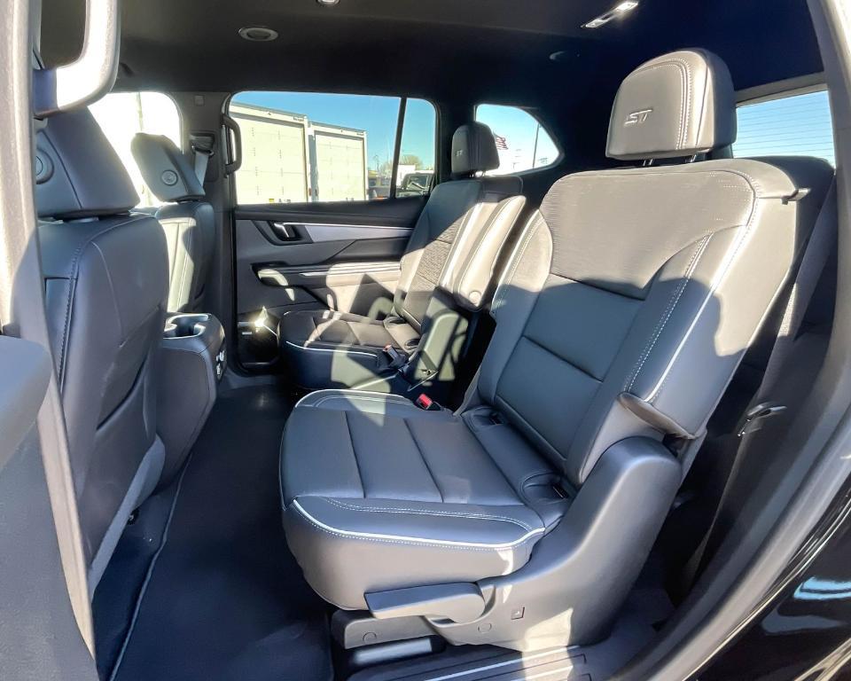 new 2025 Buick Enclave car, priced at $52,329