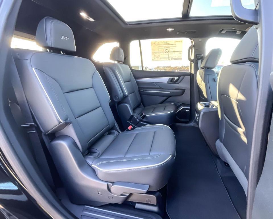 new 2025 Buick Enclave car, priced at $53,829